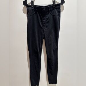 UNIQLO Black Legging Jean